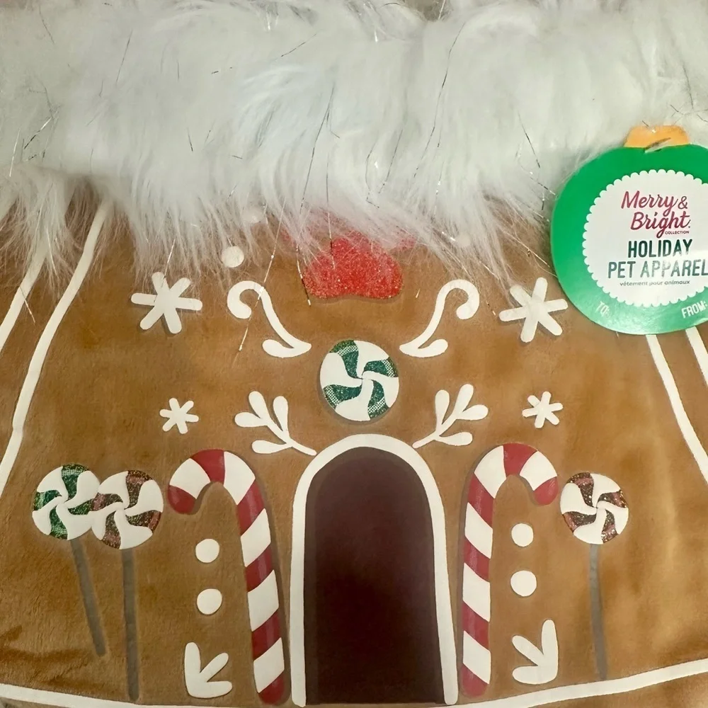 Merry & Bright Gingerbread House Pet Cape & Hat Set – Size M/L – New with Tags